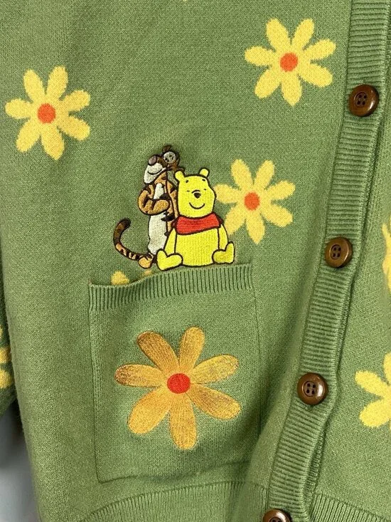 Disney Winnie the Pooh Green Floral Cardigan Womens Size Small Box Lunch - Picture 3 of 13
